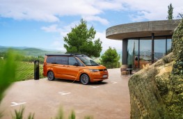 Volkswagen California Beach, 2025, front